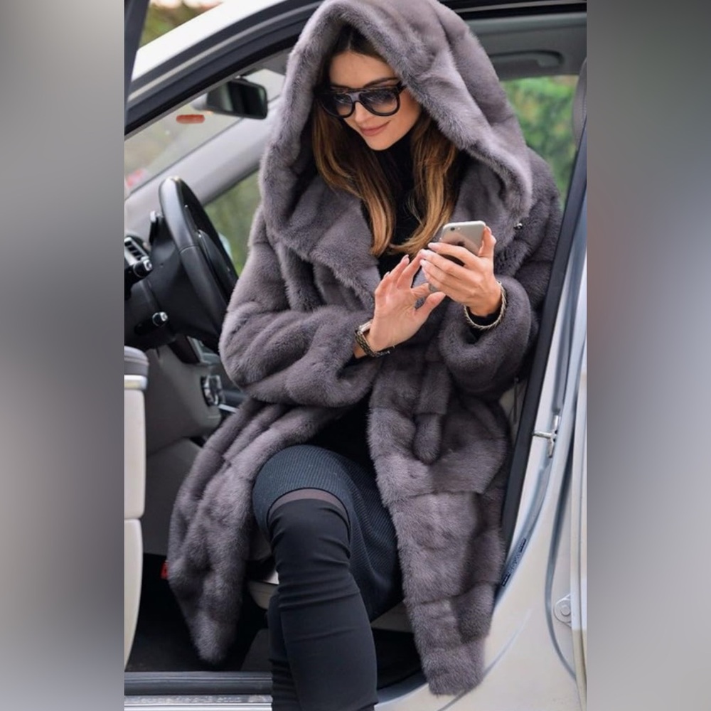 NWT Aofur Thick Faux Fur Big Hooded Parka - Size Large